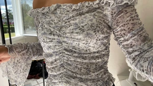 Off shoulder topp - Topp från nelly, knappt använd 