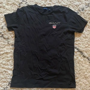 Gant t-shirt  - Svart gant t-shirt. 