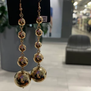 Örhängen - Örhängen från ur&penn. Frakten bjuder jag på