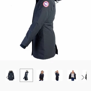 Canada goose - Säljer min canada goose, storlek S, använd en vinter och är i mycket fint skick