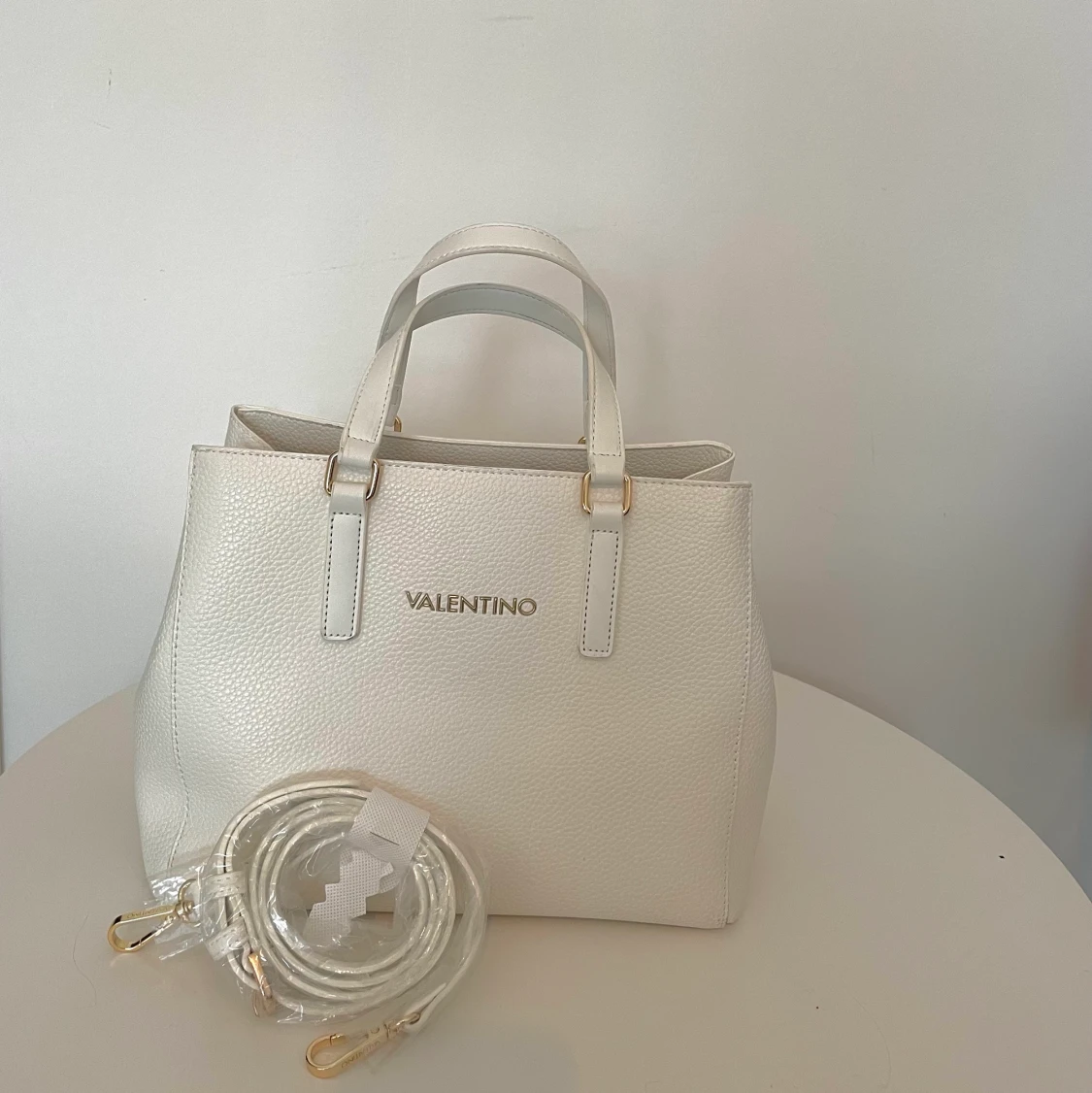Valentino väska