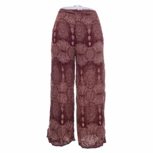 Omlottbyxor  - Otroligt fina och sköna omlottbyxor i viskos men lite korta på mig som är 173. Möts i Stockholm eller skickar mot fraktkostnad 💕