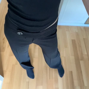 Lågmidjade Kostymbyxor - Helt nya aldrig använda❤️ Skriv privat för fler bilder