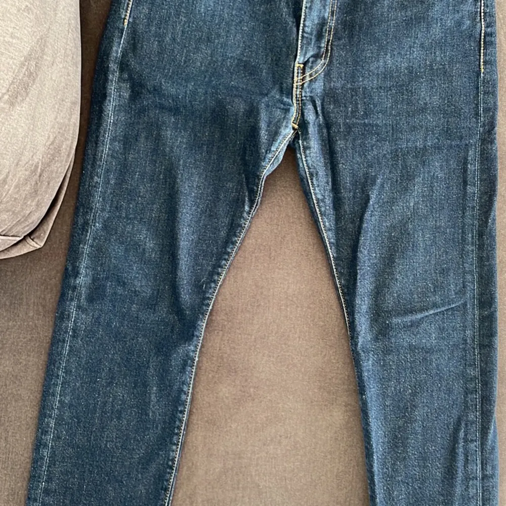 Bra skick storlek 33/30 . Jeans & Byxor.