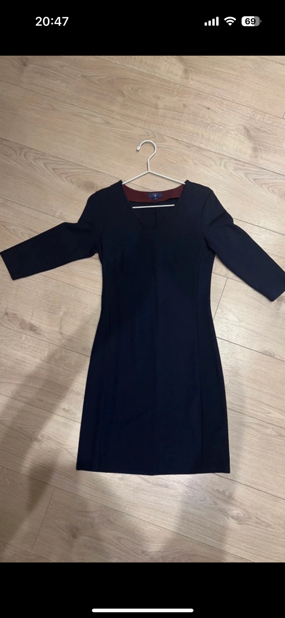 Marinblå klänning GANT - 27