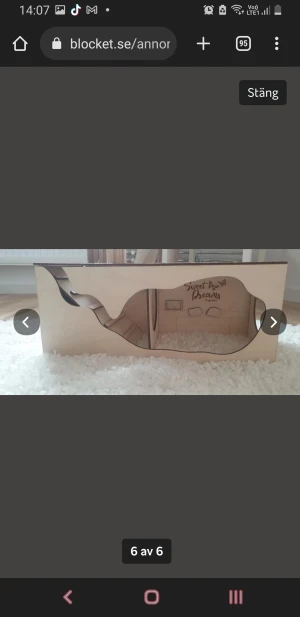 Hamsterhus från usa  - Special design med fjärilar och trappa upp till tak. Fint hamsterhus på 32 cm lång 