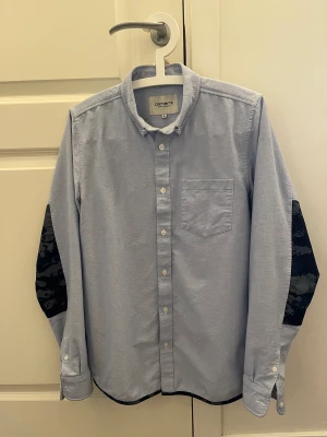Carhartt work in progress Oxford shirt skjorta  - Storlek Medium  Mycket bra skick  Oxford 