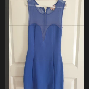 Klänning  - Supersnygg klänning 💙 väldigt nyskick 