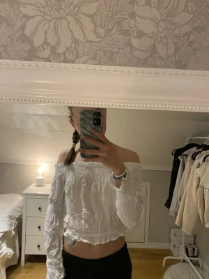 Topp från bershka xs - Blusmaterial 