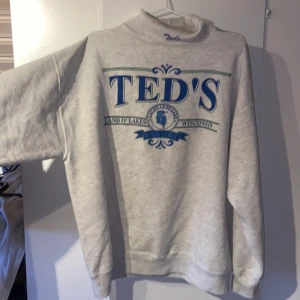 Vintage sweatshirt  - Skön sweatshirt med krage, lätt oversized   Obs köpare står för frakt