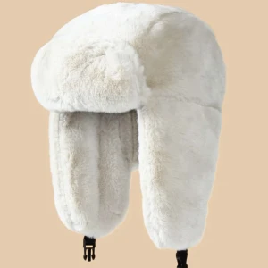 Mössa - Säljer denna mössa då den inte kommit till använing.