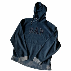 Gap Hoodie - Gap hoodie 📏Size XL -Great condition!  -Vintage 🌏Worldwide shipping! -Write me a message if you have any questions or offers! Skriv om du har några frågor!    #gap #kanyewest #ye #hoodie #style