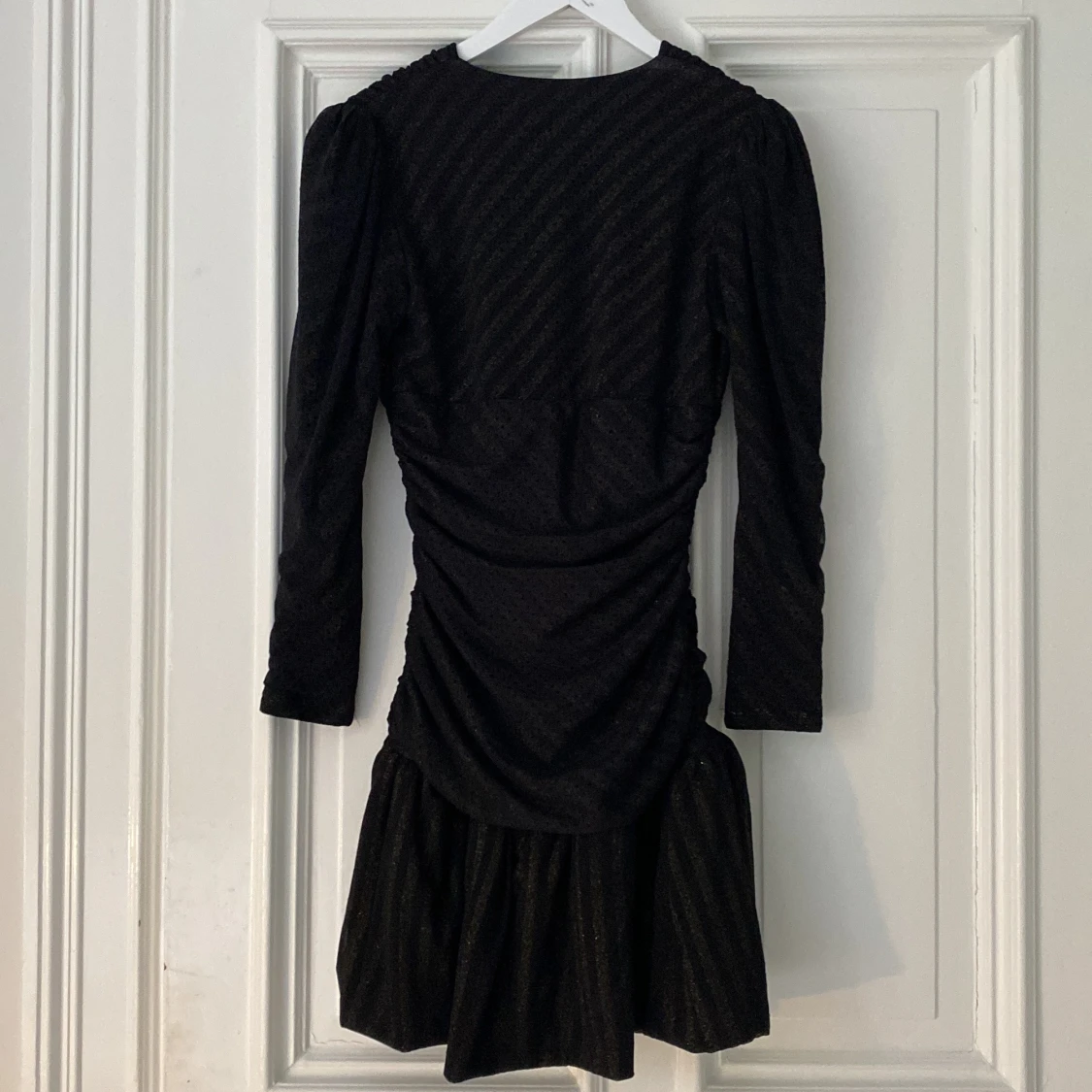 Oanvänd Maje klänning (65% billigare)  - 90