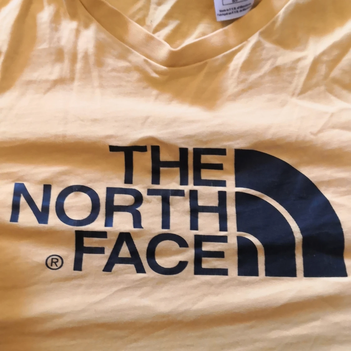 North Face T-shirt  - 90