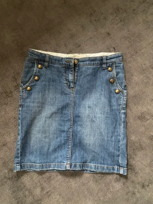 Kjol - Cool kjol från New House