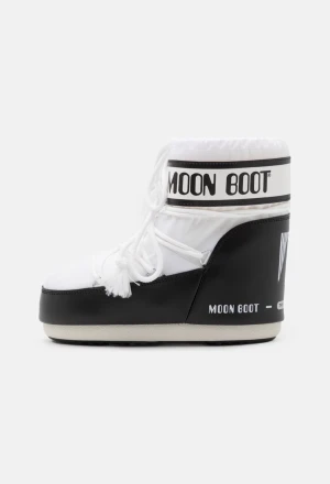 Moonboots - Nyskick, nypris 1500kr säljer för 1099kr