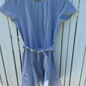 Klänning bikbok - Väldigt fint skick, knappt använd