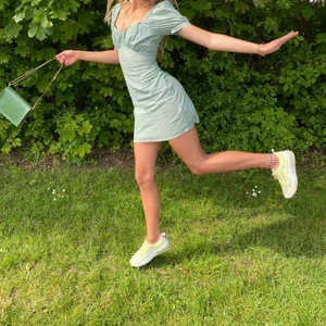 NA-KD klänning - Jättefin NA-KD klänning! Säljer pga är för liten✨