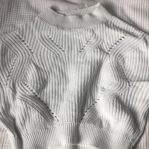 Stickad tröja  - Säljer denna tröja pga att den är för liten❤️