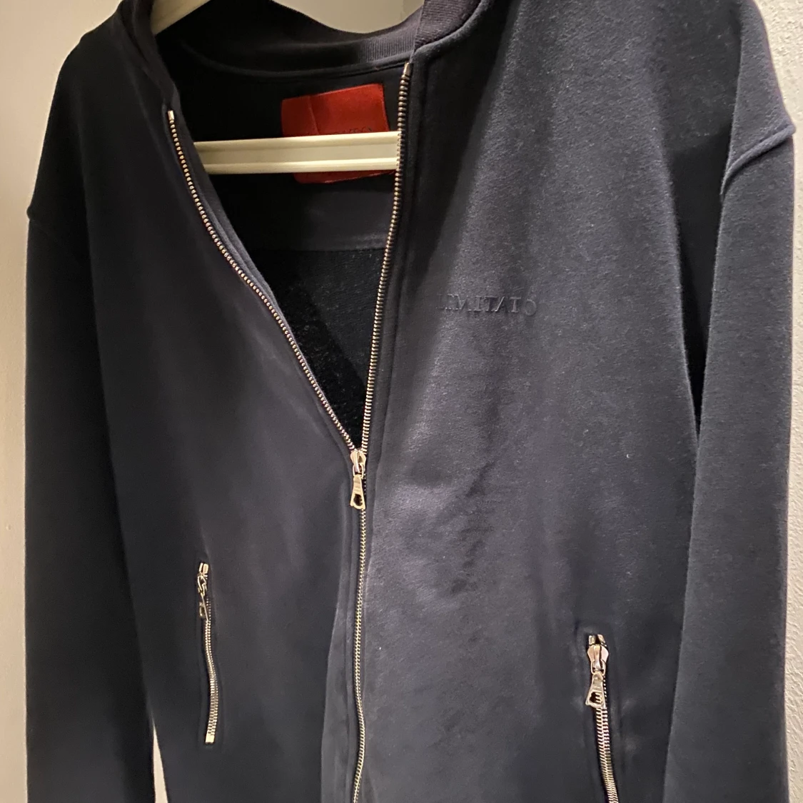 Säljer min Limitato zip tröja - 90