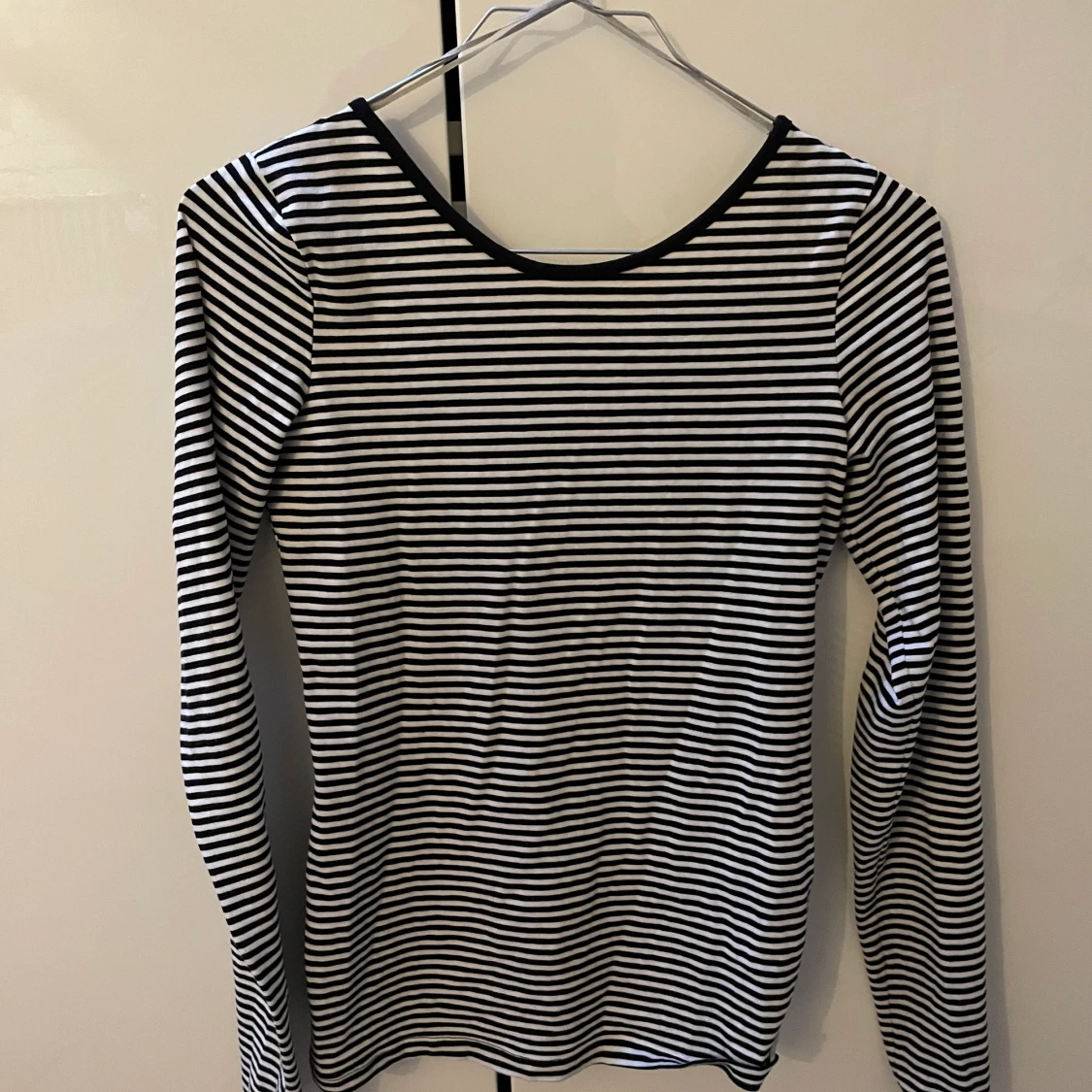 Deep Scoop-Back Top ARKET - 91