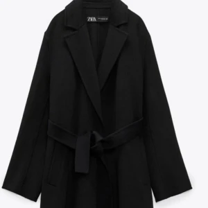 Kappa zara - Ullkappa från zara i storlek s Oversize modell  Utan knappar med bälte