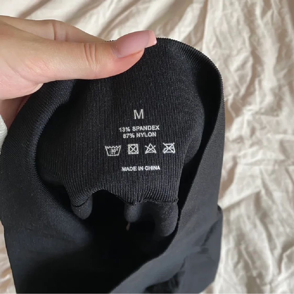 Nvgtn solid seamless shorts  - 90