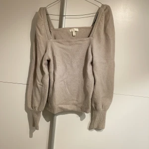 Tröja - Jätteskönt material! Nyskick 