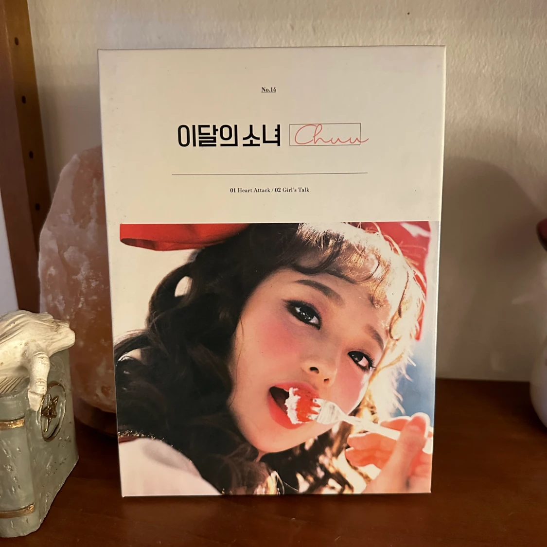 LOONA chuu album