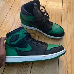 Air jordan retro high Pine green black - Använda 3 gånger