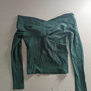 Snygg tröja från bikbok strl S - Tröja i bra skick. 