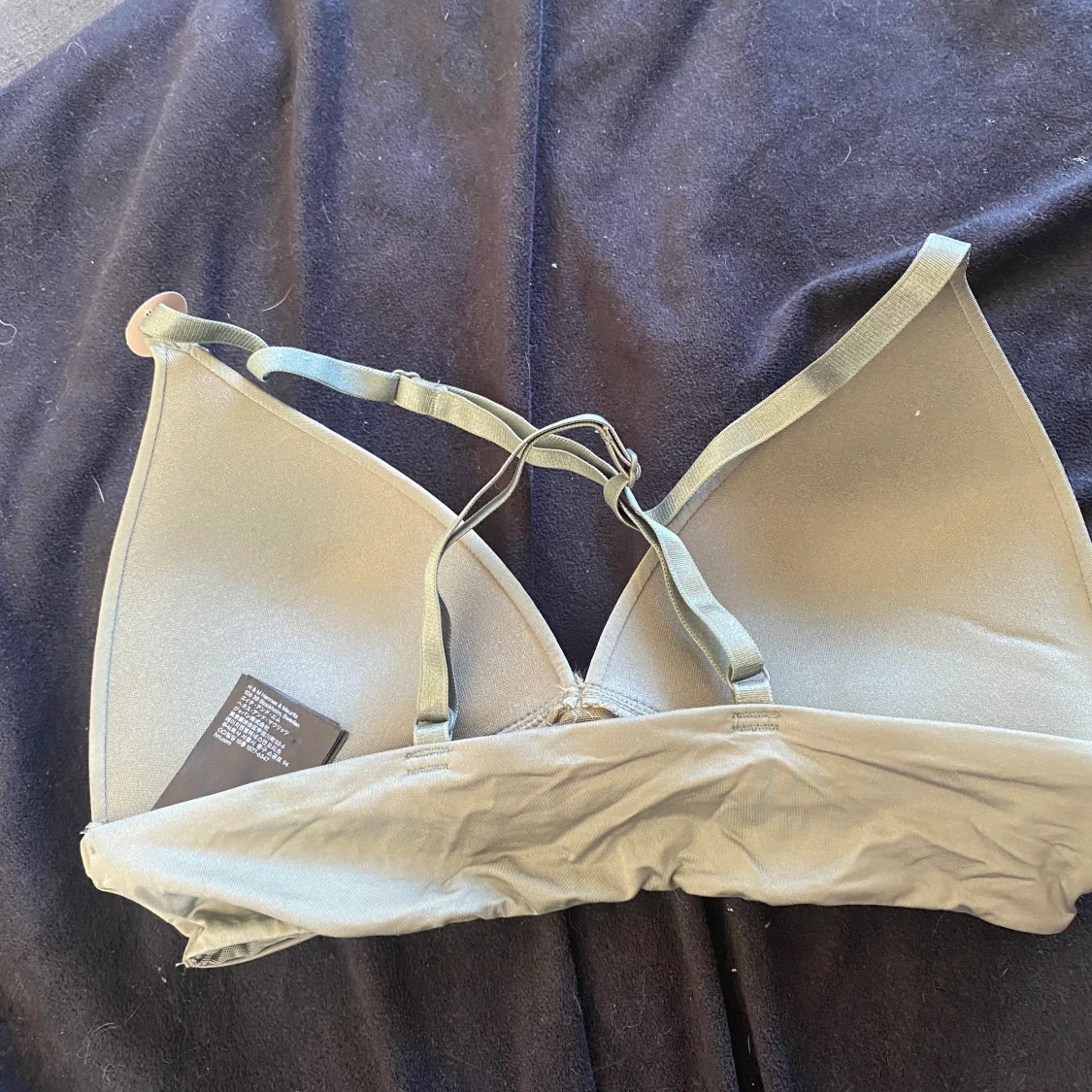 Oanvänd bh utan bygel  - 90