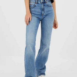 Jeans - Säljer mina superfina jeans från stradivarius!