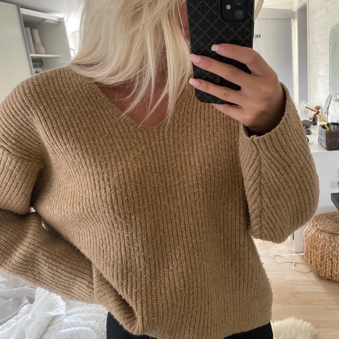 Stickad tröja från H&M, strl M