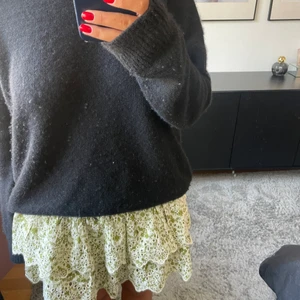 Zara kjol M - Söt kjol ifrån zara, mycket bra skick😍