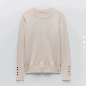 Zara tröja - Säljer denna fina tröjan pga att den inte kommer till någon användning. Köparen står för frakten ❤️