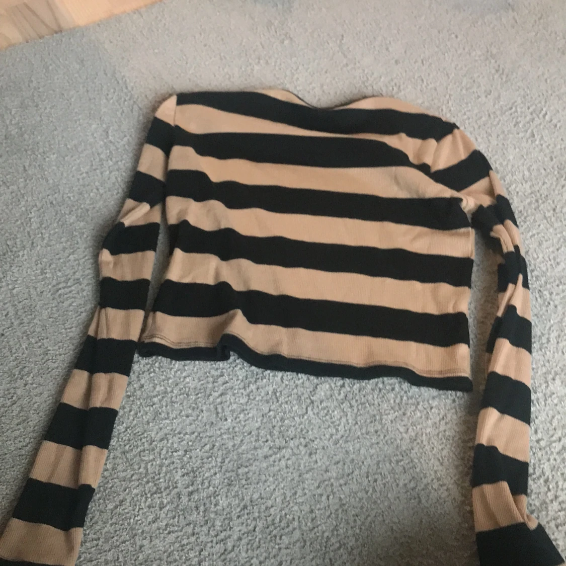 Söt randig tröja - 90