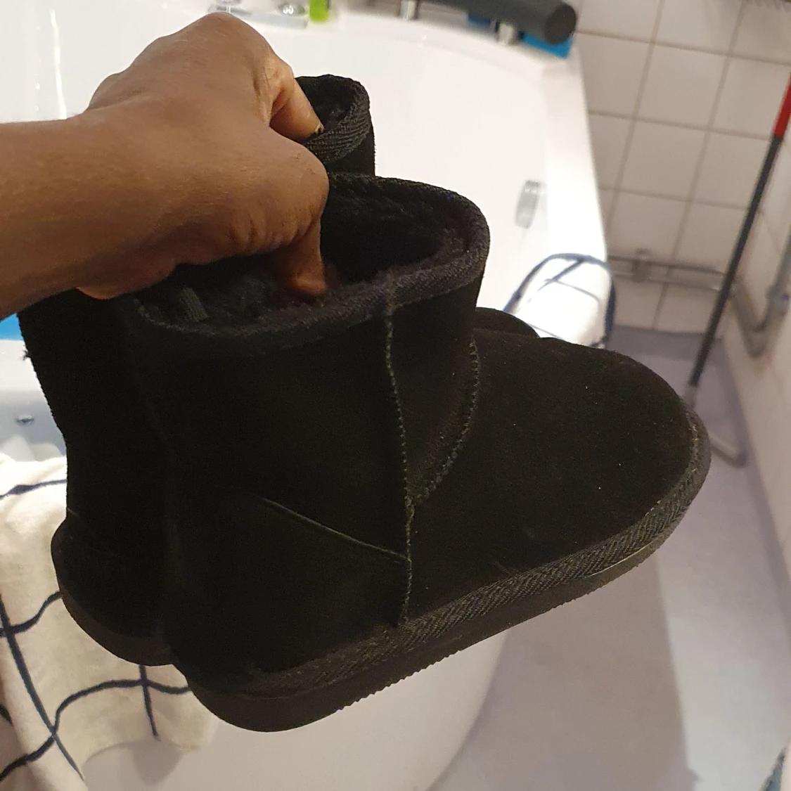 Liknade till ugg - 90