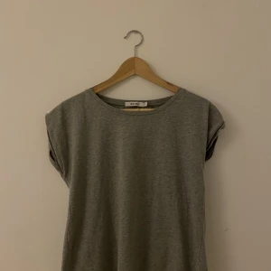 T-shirt - Gott skick