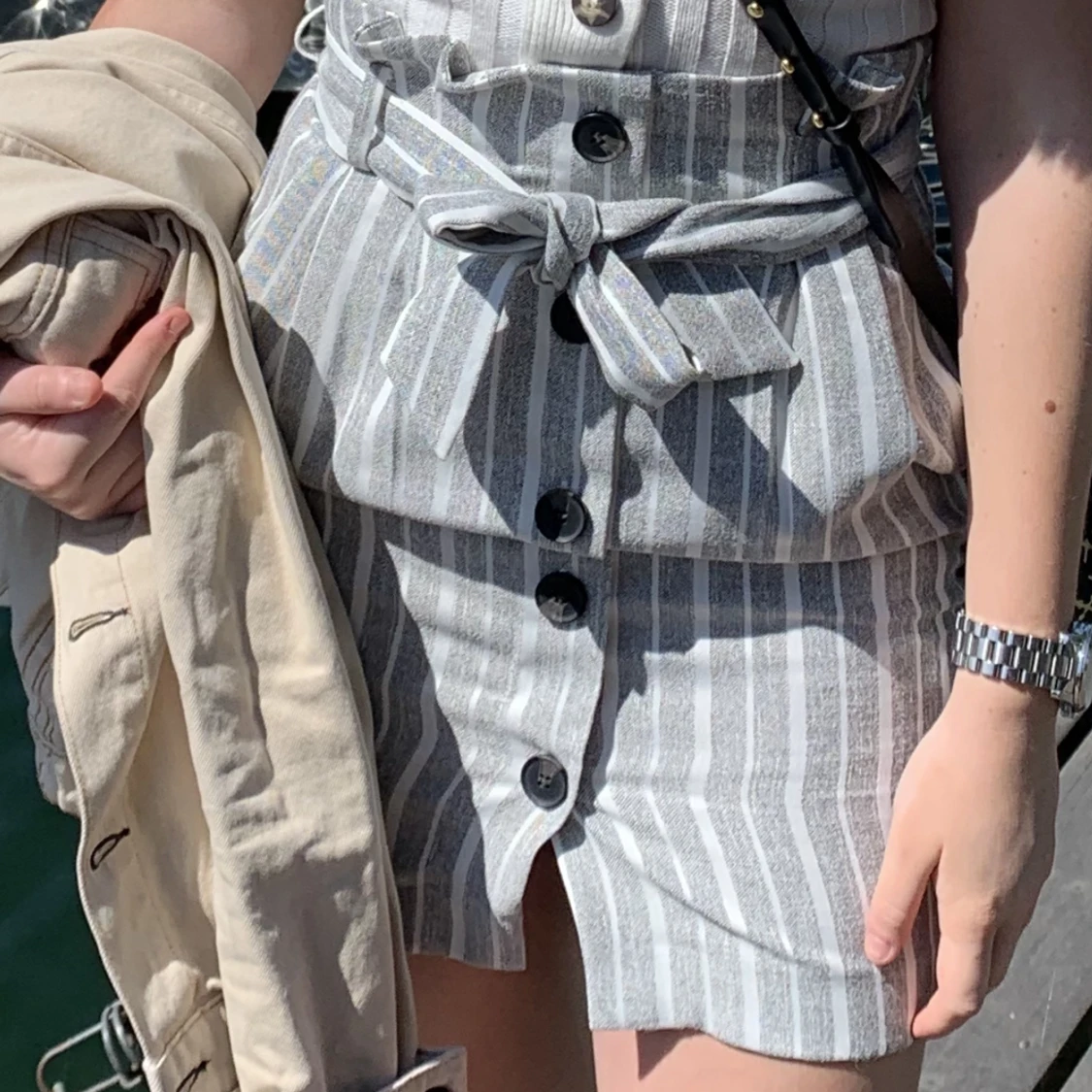 Kjol från H&M med knappar - 90