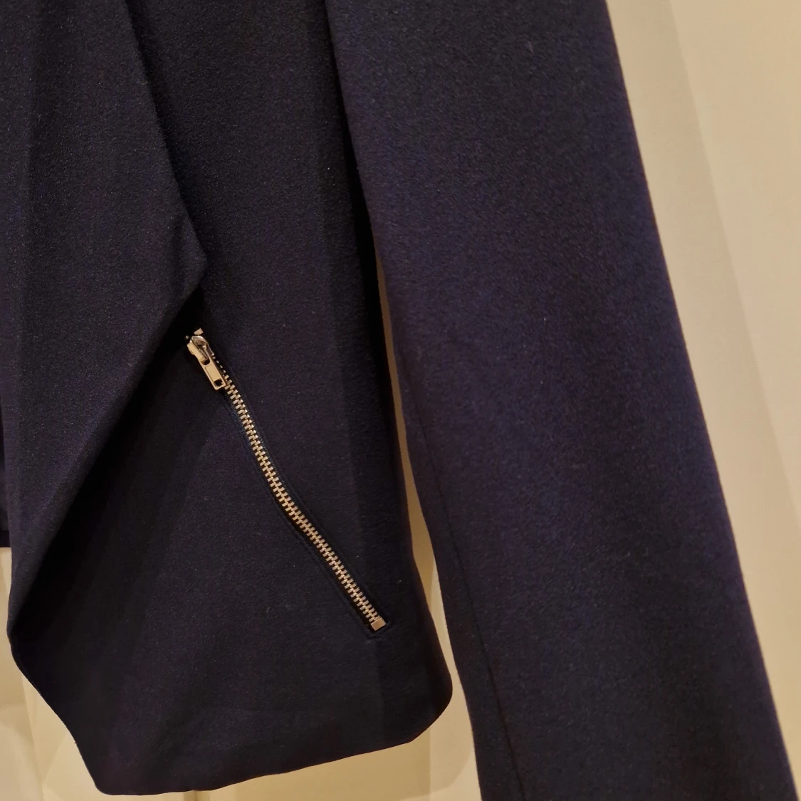 Mörkblå kavaj - 90