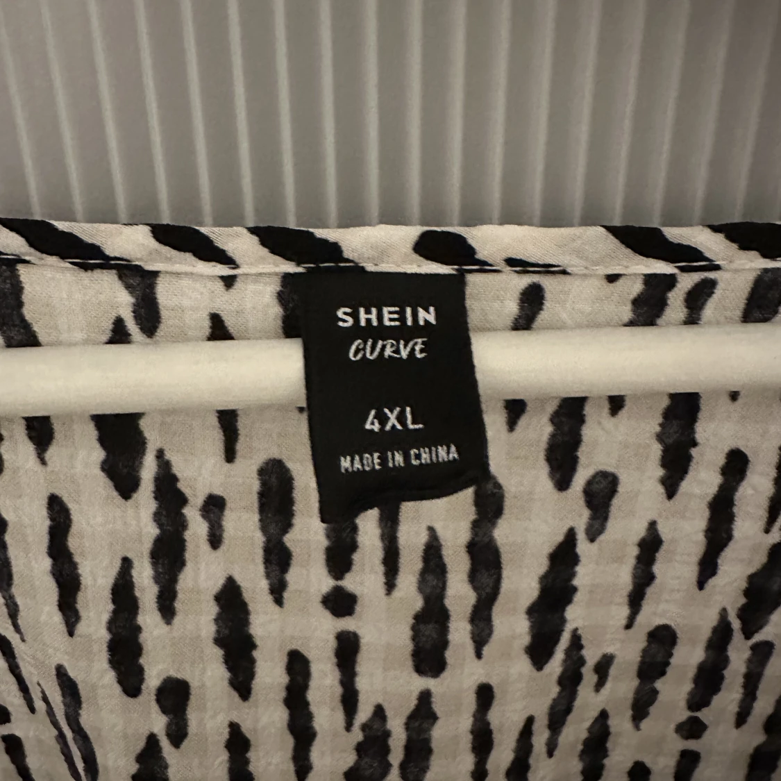 Svart/vit klänning  - 91