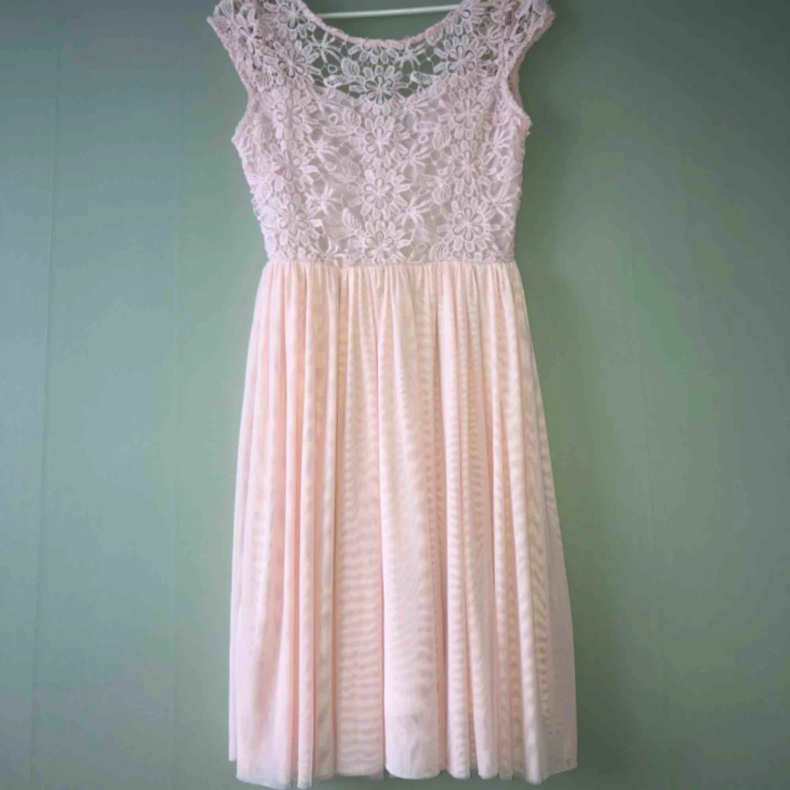 Fin klänning från only - 90