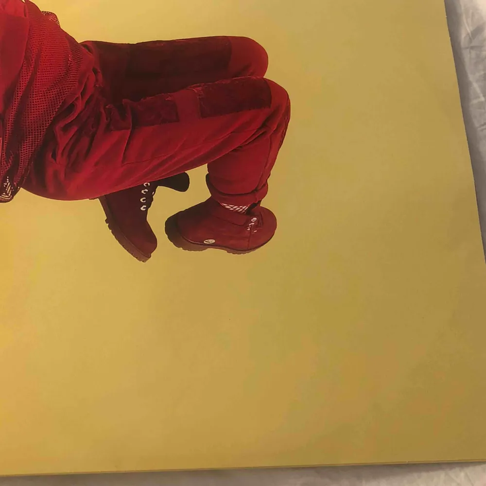 Billie eilish album ”don’t smile at me”. Vinylen och allt är i bra skick. Börjar med högt pris men kan diskuteras. . Övrigt.