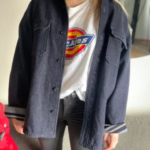 Snygg oanvänd jacka  - Japp. Snygg. Köp. 