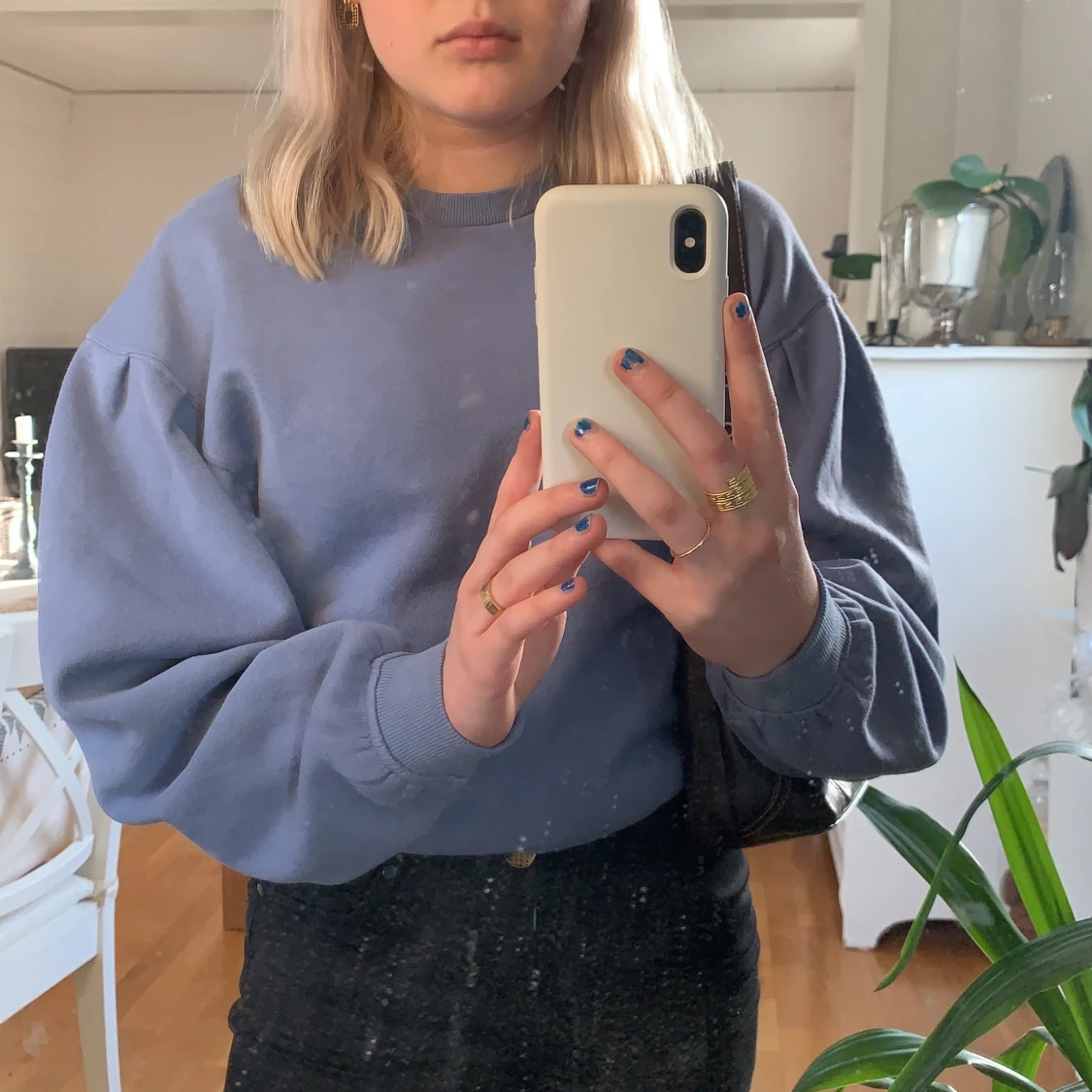 Blå College tröja med puffade armar