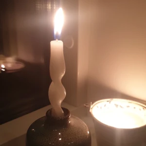 Twisted candle - Hej har precis börjat sälja olika ljus detta är lite intresse koll vad folk är villiga att betala❤️ detta är ett av ljusen vi kommer att sälja det är ett väldigt fint hand gjord twisten candle☺️