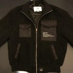 Sixth June ”teddy jacka” - //BUD FRÅN 350kr\\ Snygg teddy jacka från sixth june, storlek S. använd ett fåtal gånger så jackan är som ny i princip