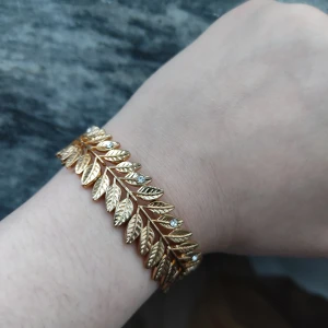 Armband  - Jättefint strechigt armband. Aldrig använt. Köpt i Turkiet ✨✨