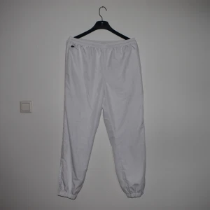 Lacoste track pants - Lacoste träning byxor